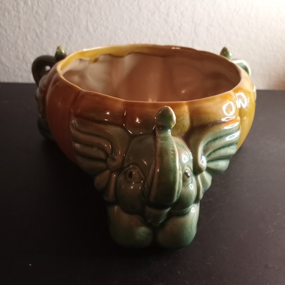 VTG Majolica Green Glazed Baby Elephant 3"x7" Planter. - Picture 4 of 7